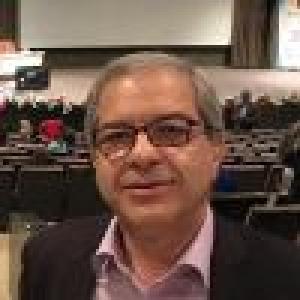 بهمن فرنودی