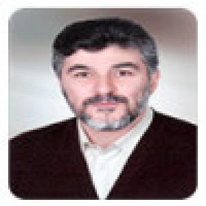 نادر شریعت مداری