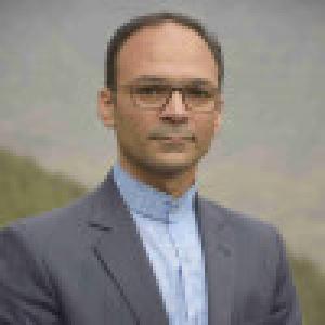 بهرام فرهادی نیا