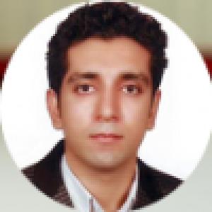 وحید خاکی زاده