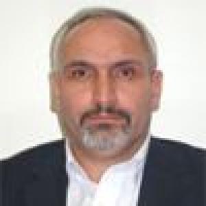 محمود اکبری